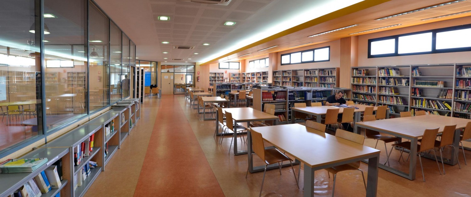 Biblioteca Municipal En Roquetas De Mar JS Arquitecto